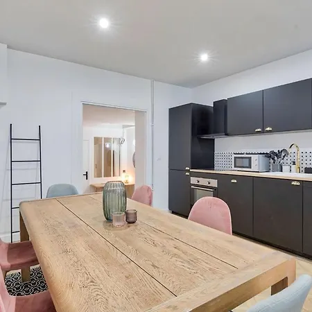 Quartier Plaine-monceau 8p 1 * Paris