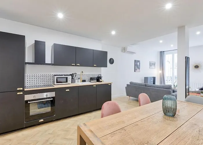 Quartier Plaine-monceau 8p 1 * Paris